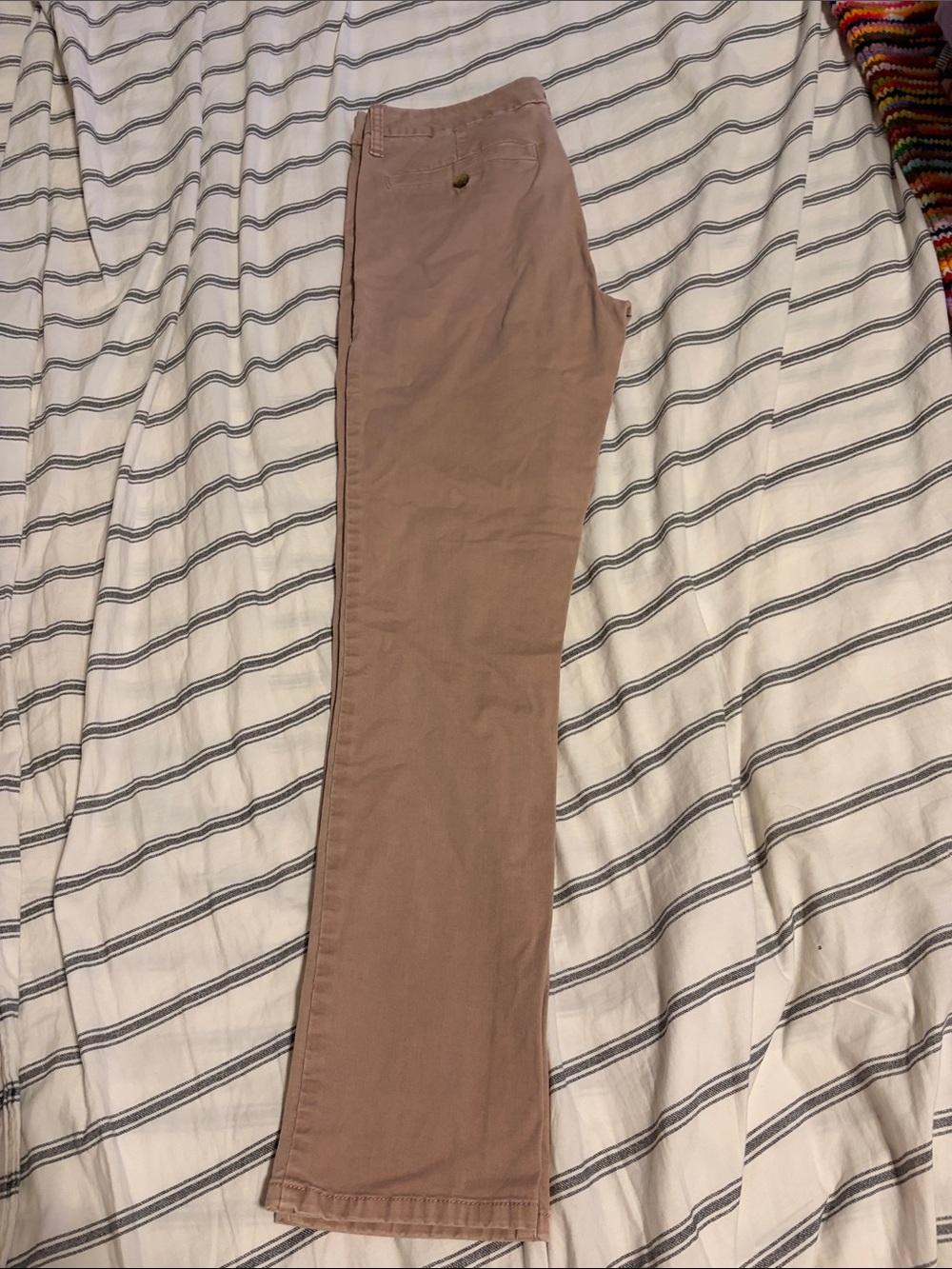 American Eagle Outfitters Dusty Mauve Straight-Leg Jeans